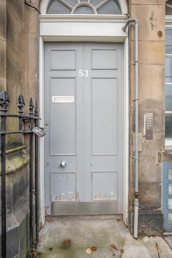 Spacious & Cosy Studio Flat In The Heart Of Edinburgh City Centre Eksteriør billede